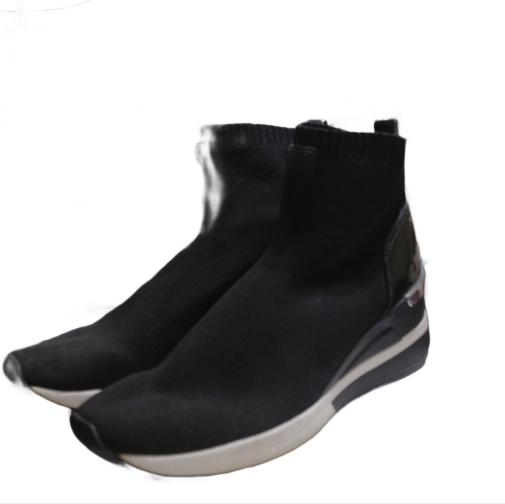Michael Kors Black and White Stretch-Knit Women's Size 9.5 Sock Sneakers - Picture 8 of 11